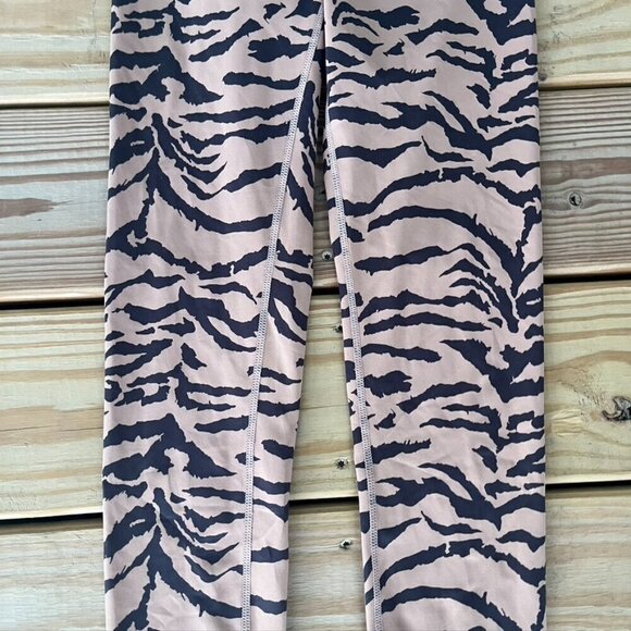 Anthropologie All Fenix Tiger Stripe 7/8 Leggings XS NWOT - Picture 3 of 10